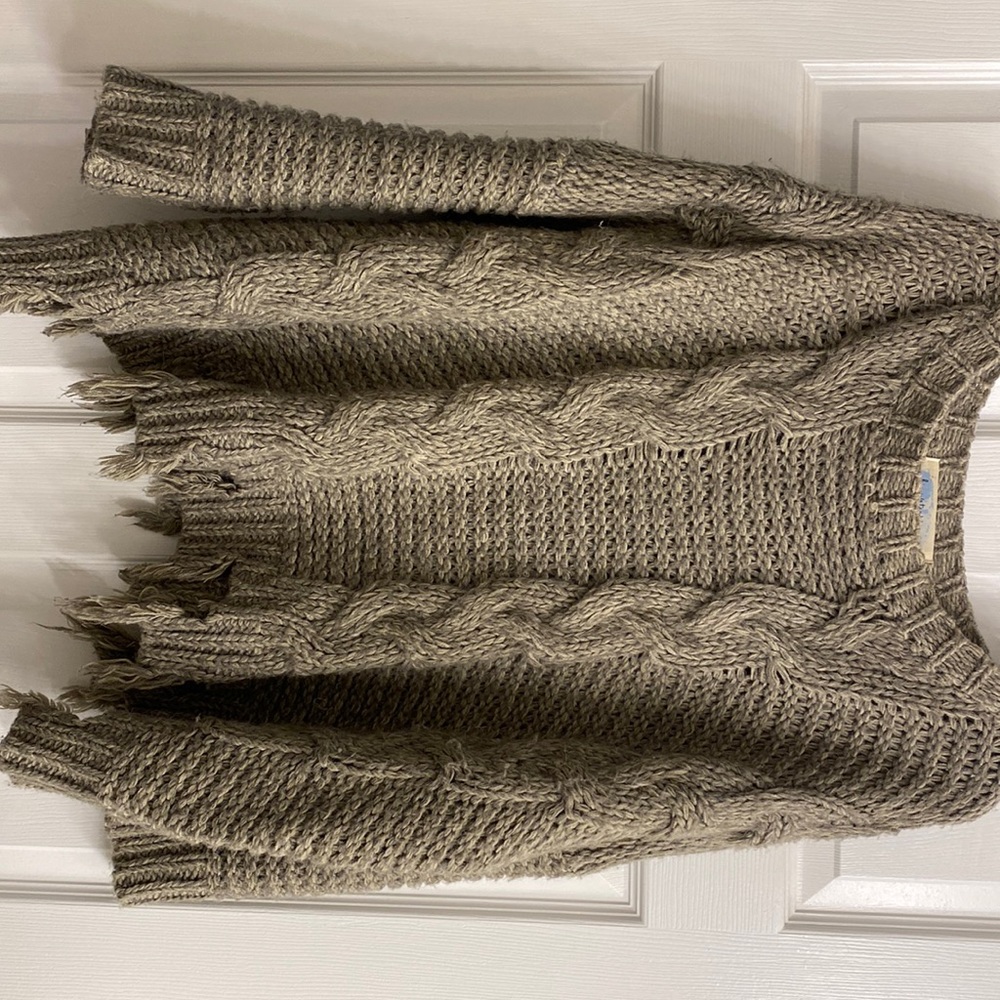 Big Waterblue Sky Greenish-Grey Sweater